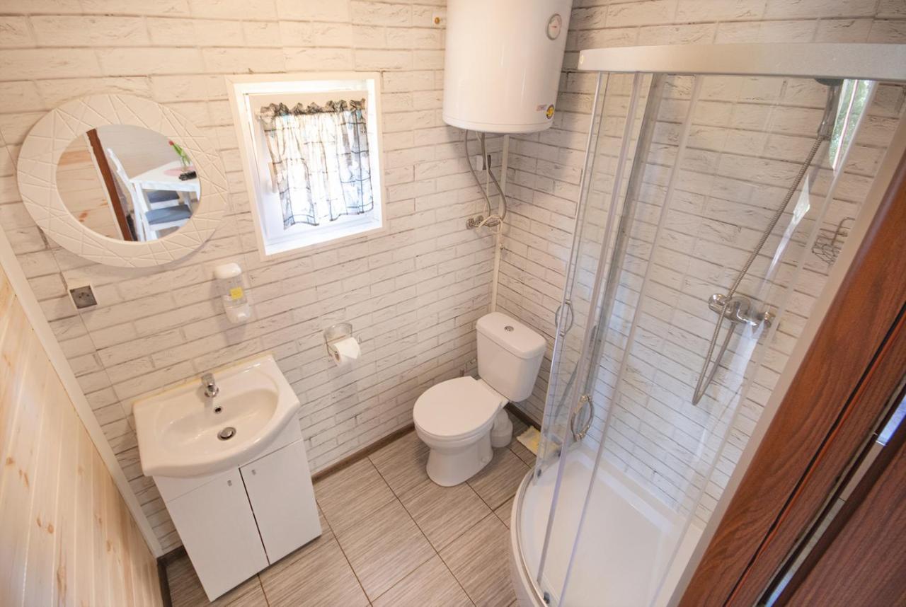 Przyjazna Osada - Domki I Apartamenty Ujście-Darłowskie エクステリア 写真