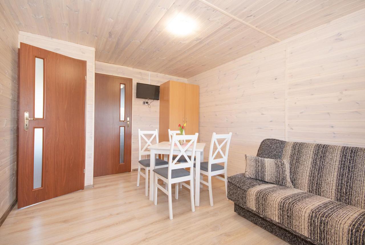 Przyjazna Osada - Domki I Apartamenty Ujście-Darłowskie エクステリア 写真