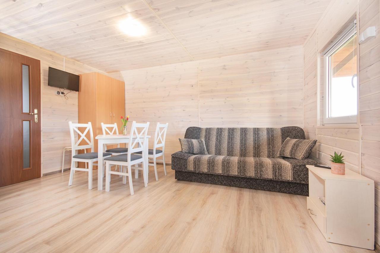 Przyjazna Osada - Domki I Apartamenty Ujście-Darłowskie エクステリア 写真