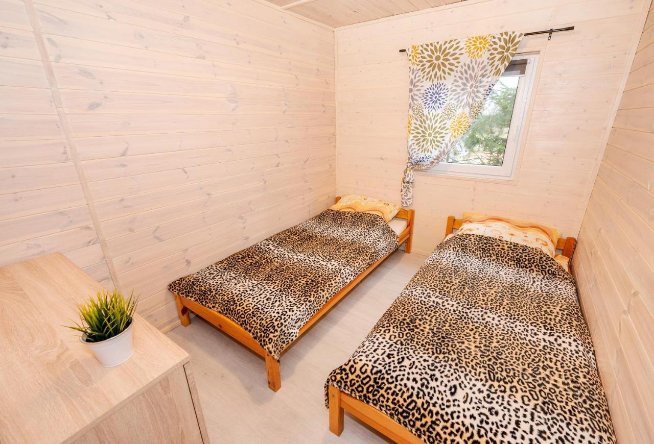 Przyjazna Osada - Domki I Apartamenty Ujście-Darłowskie エクステリア 写真